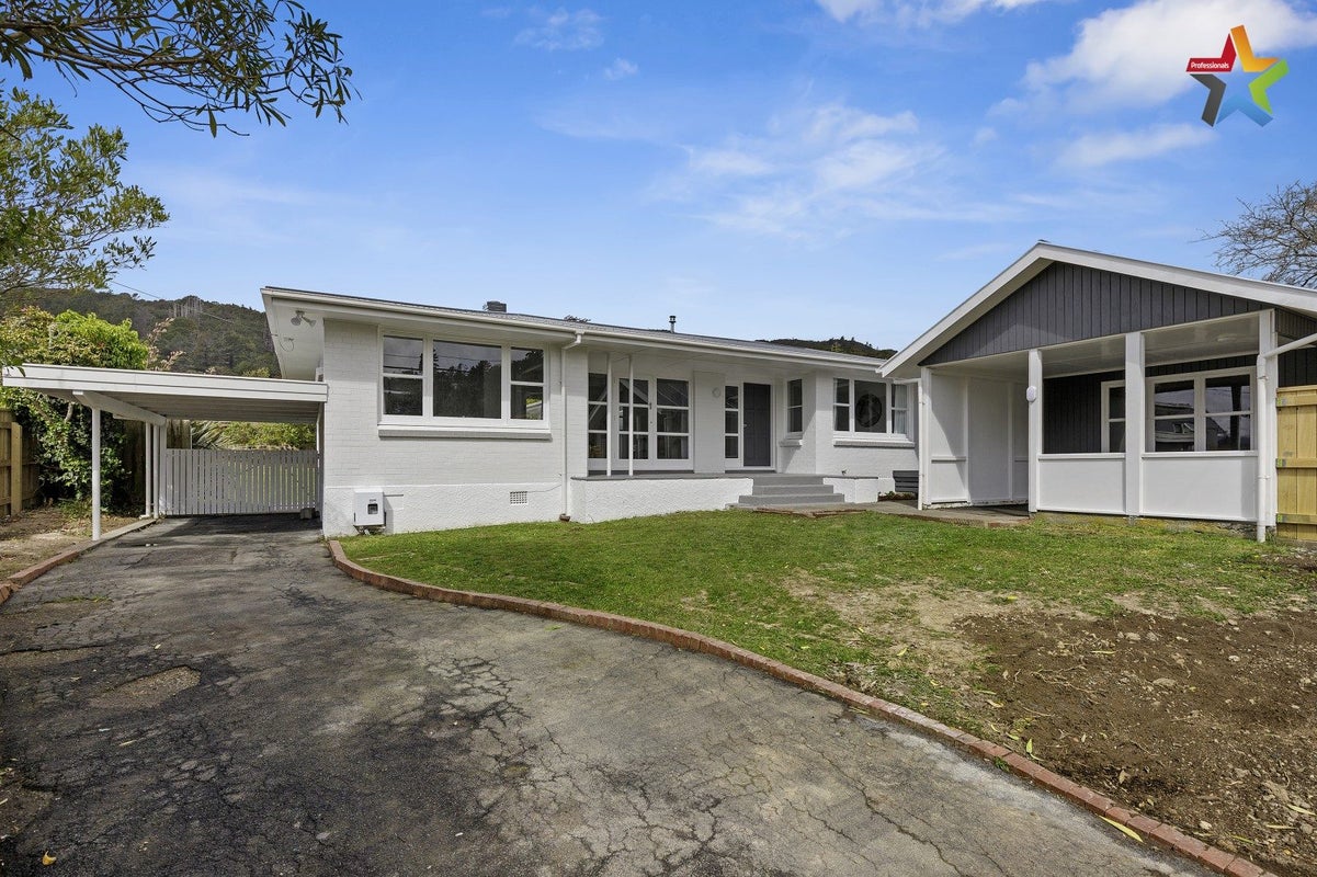 347 Stokes Valley Road, Stokes Valley, Lower Hutt - Carousel 2