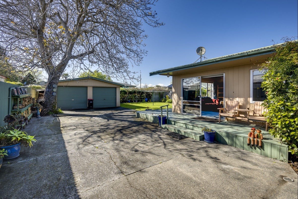 303 Taradale Road, Pirimai, Napier - Carousel 2
