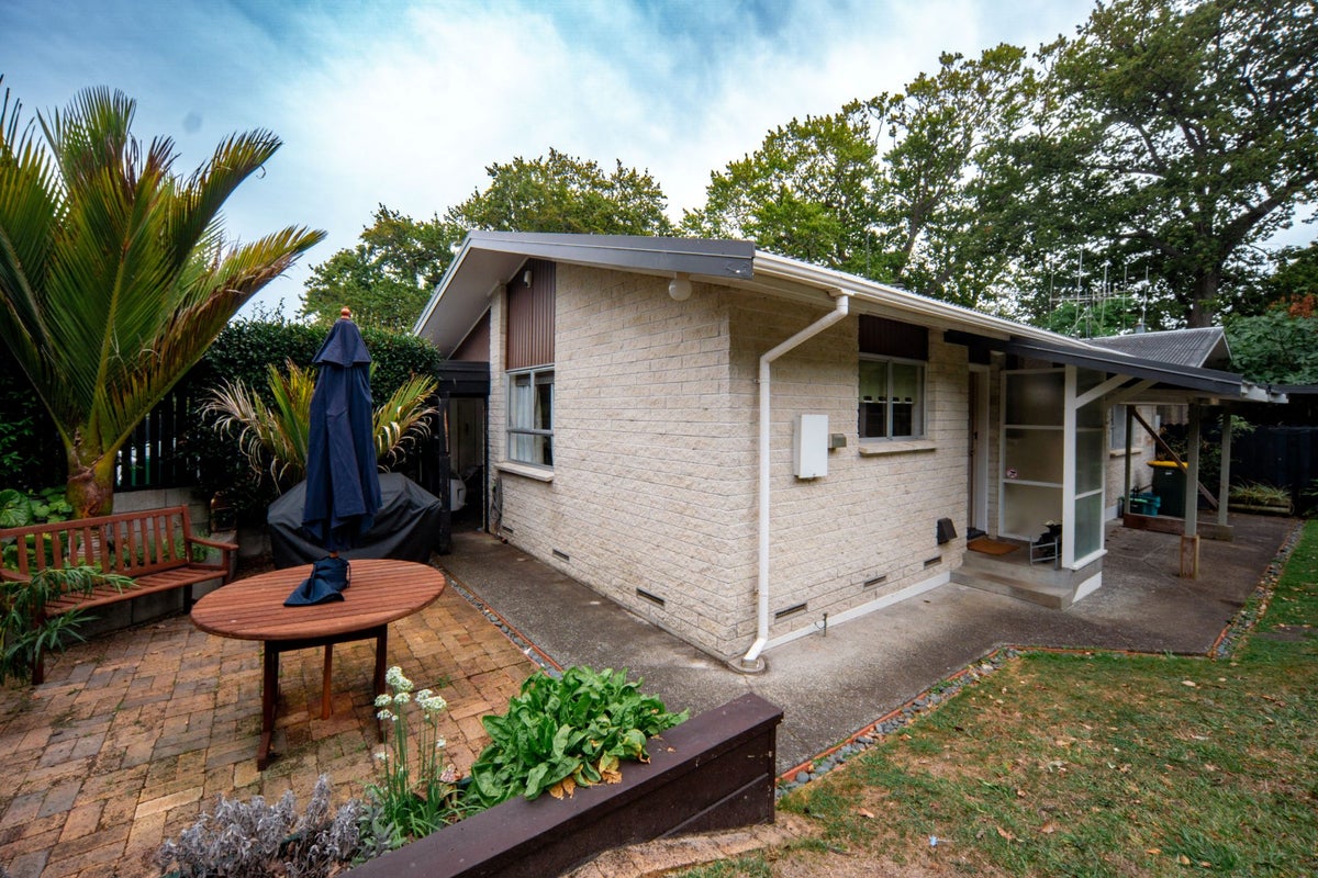 86B Pembroke Street, Hamilton Lake, Hamilton - Carousel 1