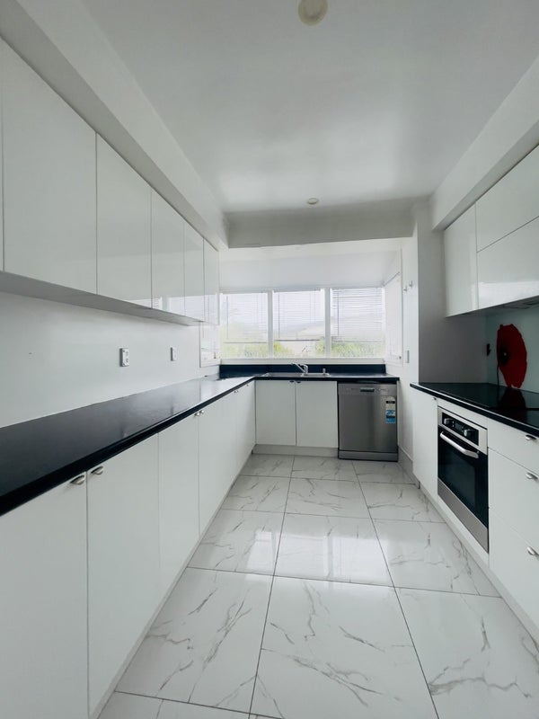 165 Carlisle Road, Northcross, Auckland - Carousel 1
