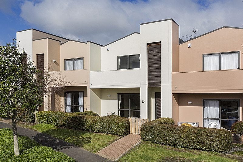 10 Spalding Rise, Golflands, Auckland - Carousel 1