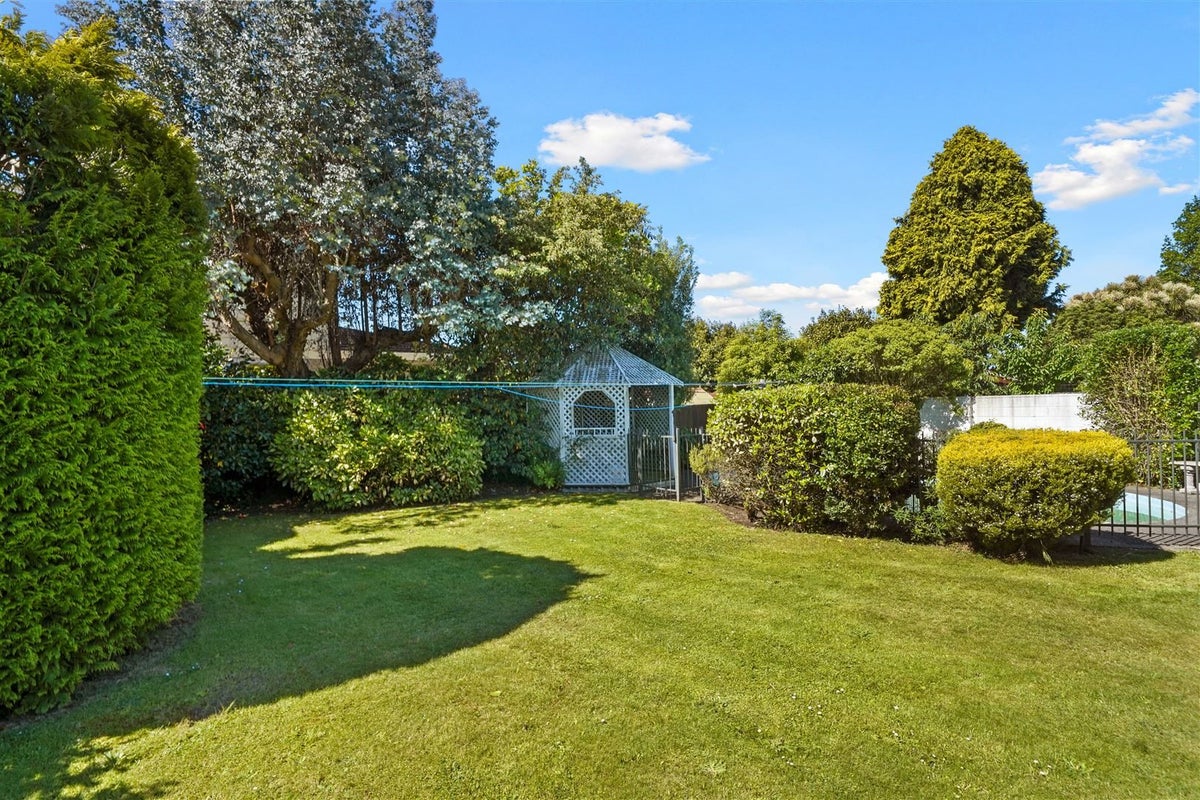 30 Harrowdale Drive, Avonhead, Christchurch - Carousel 2