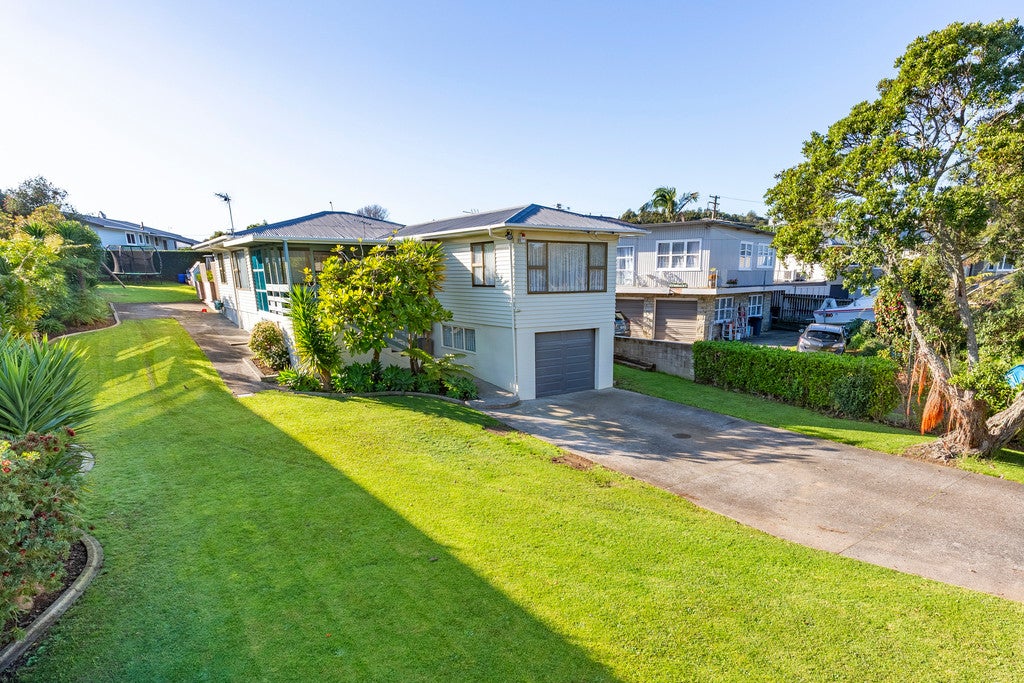 34 Rothery Road, Hillpark, Auckland - Carousel 1