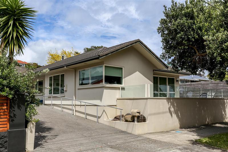 67 Whiteley Street, Moturoa, New Plymouth - Carousel 1