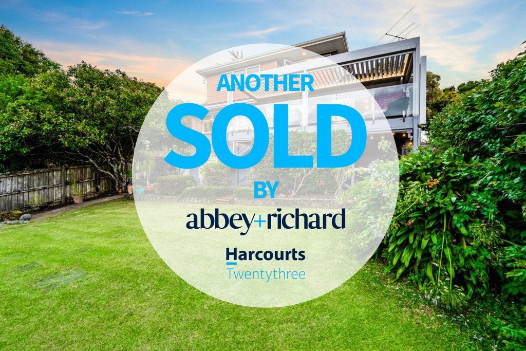 24 Carlton Street, Hillsborough, Auckland - Carousel 1