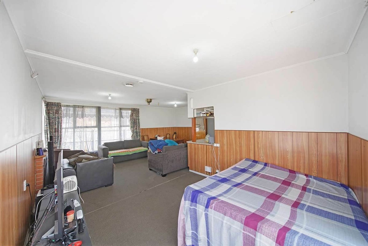 489 Massey Road, Mangere, Auckland - Carousel 2