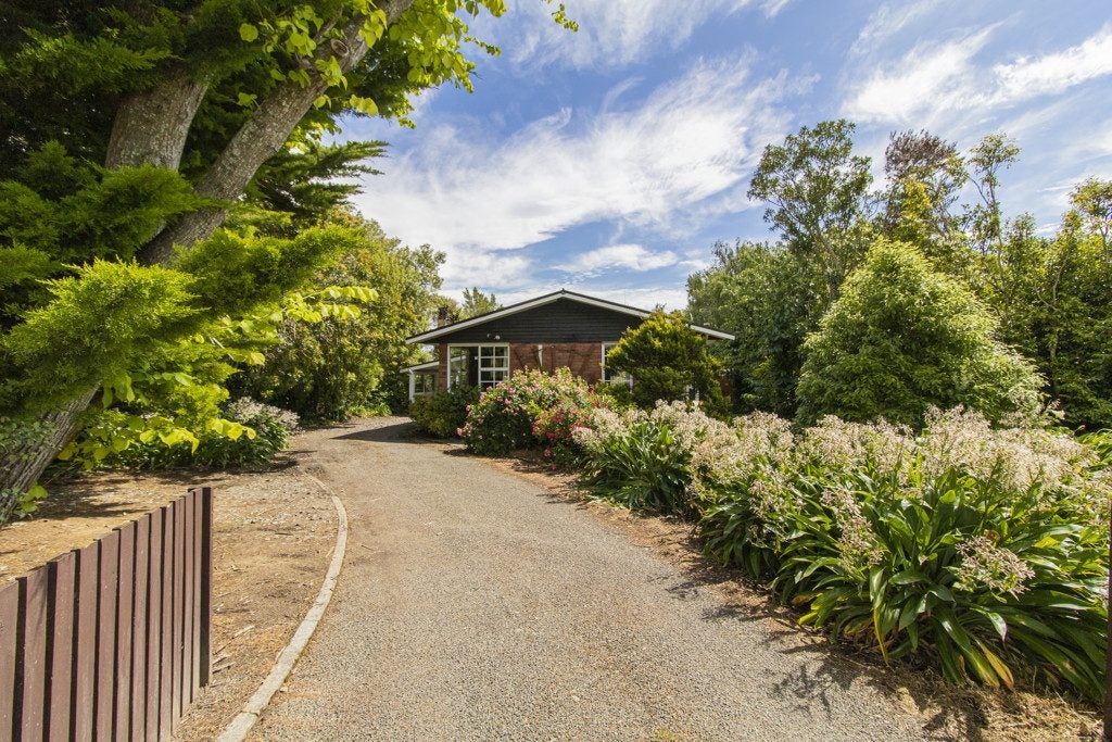 40 Summerhill Drive, Fitzherbert, Palmerston North - Carousel 18