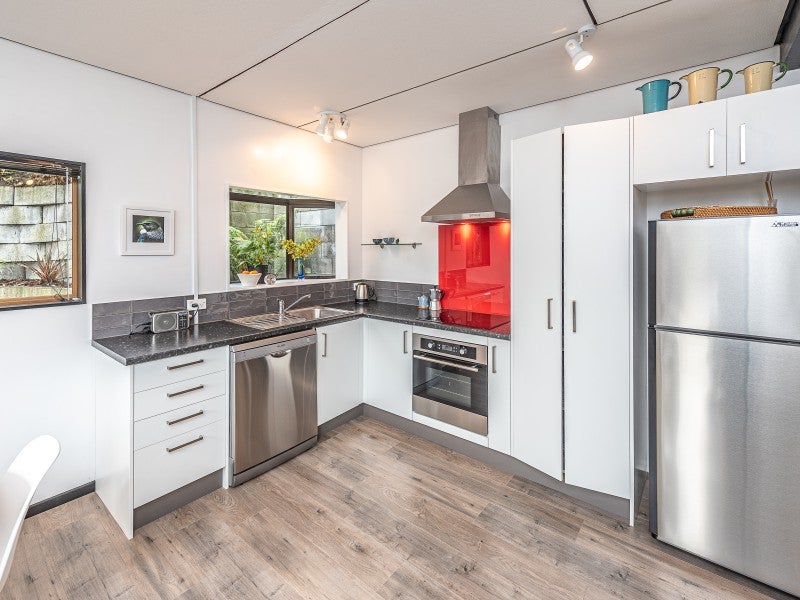 4B Bristow Street, Saint Johns Hill, Whanganui - Carousel 2