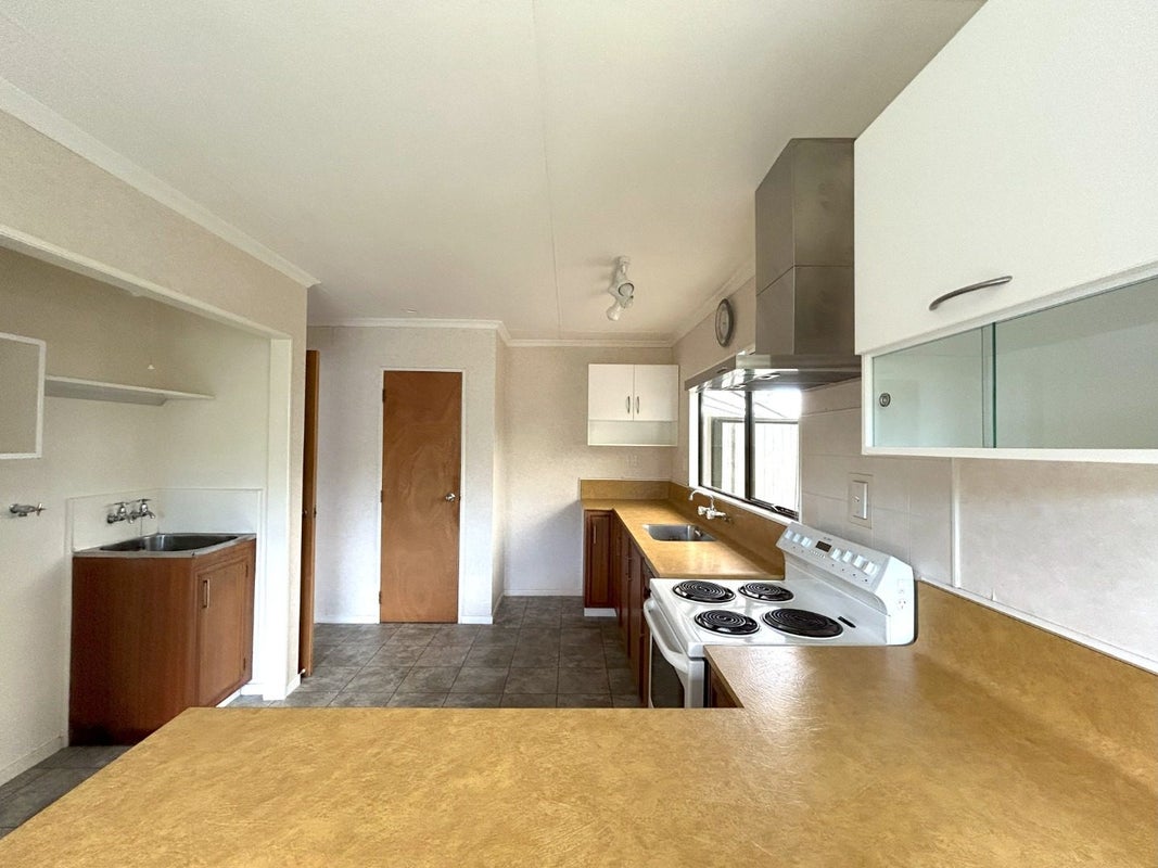 5A Sovereign Street, The Wood, Nelson - Carousel 2