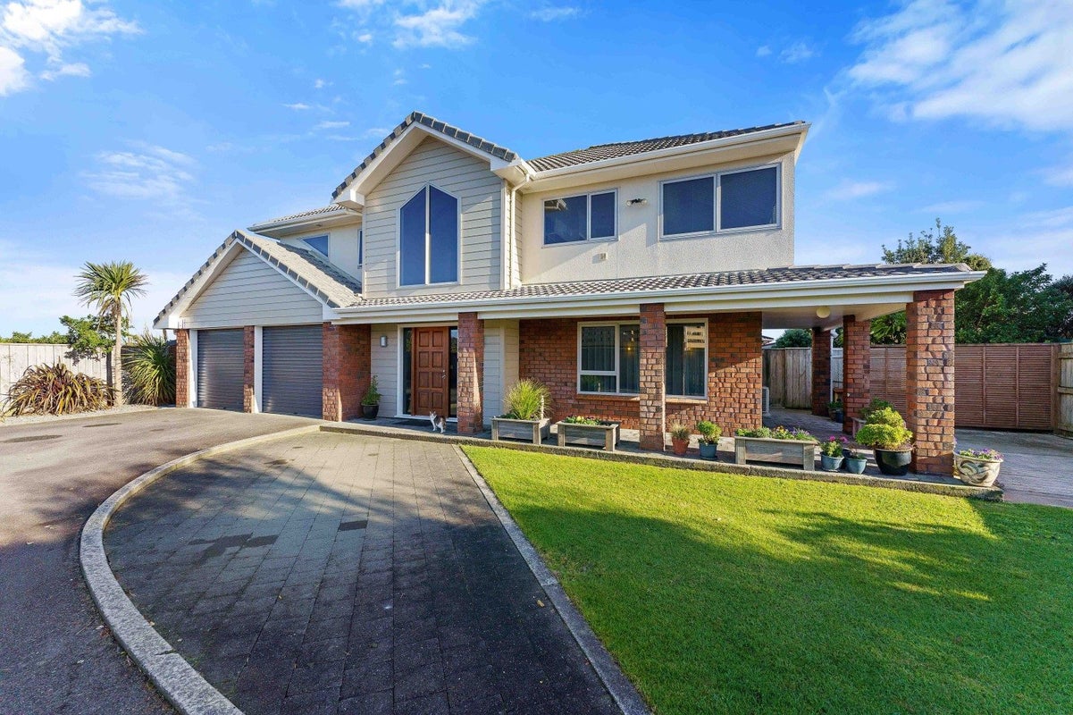 8 Scott Avenue, Otaki Beach, Otaki - Carousel 2