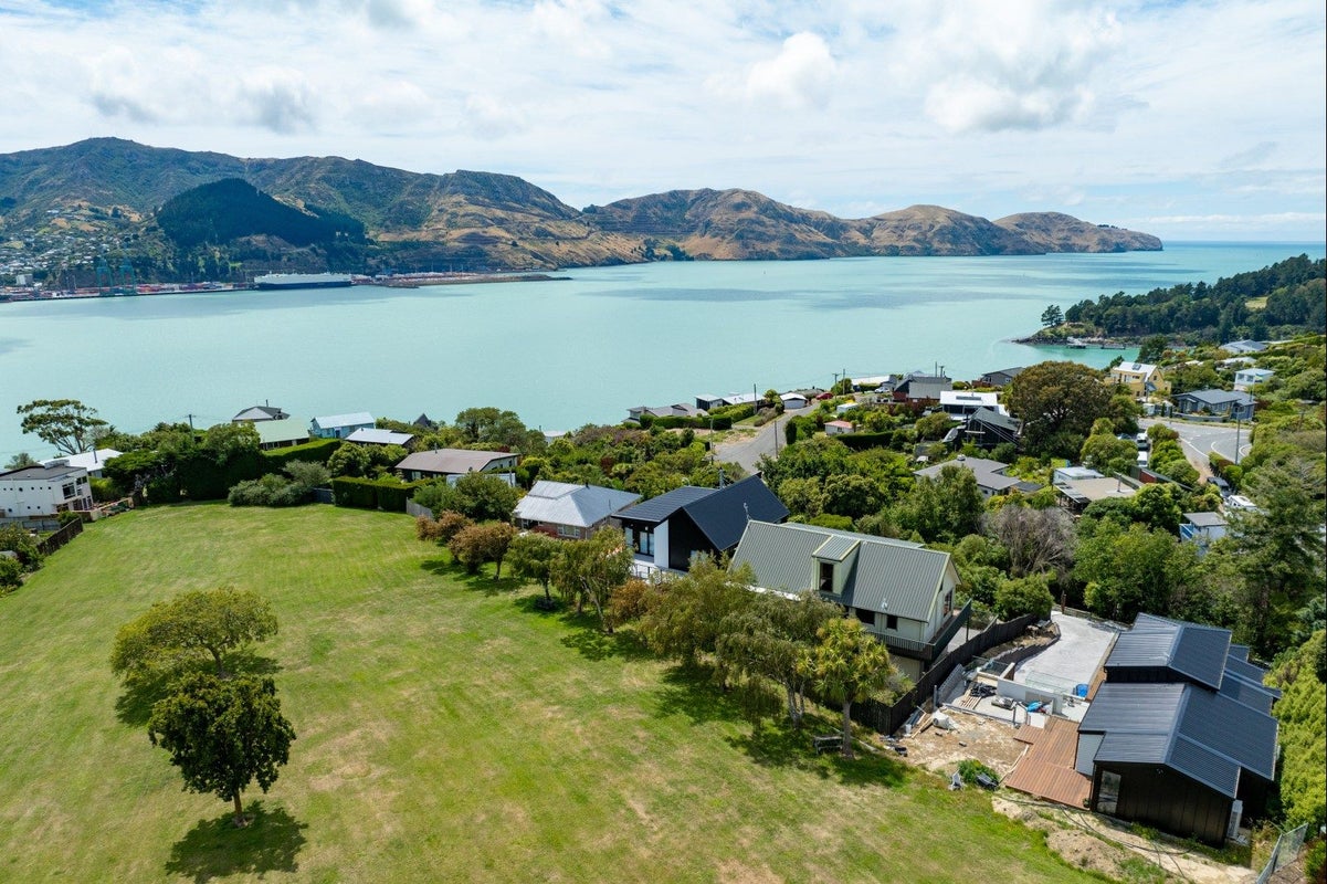12 Ranui Crescent, Diamond Harbour, Lyttelton - Carousel 27