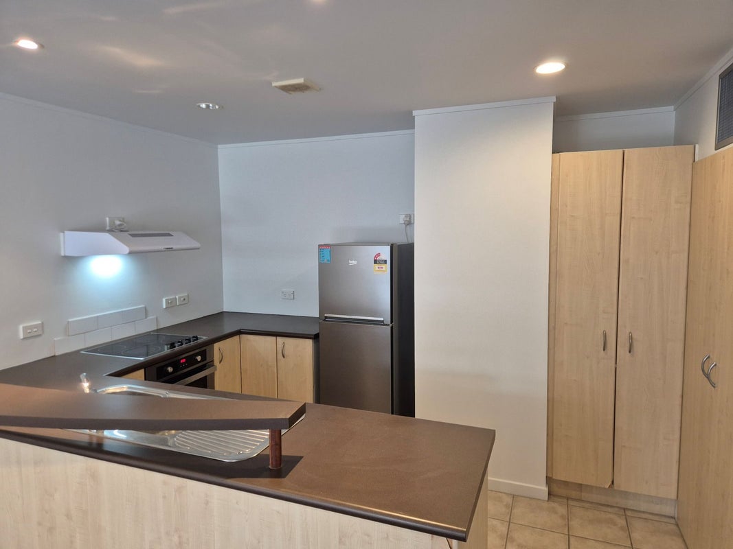 15/9 Ebor Street, Te Aro, Wellington - Carousel 2