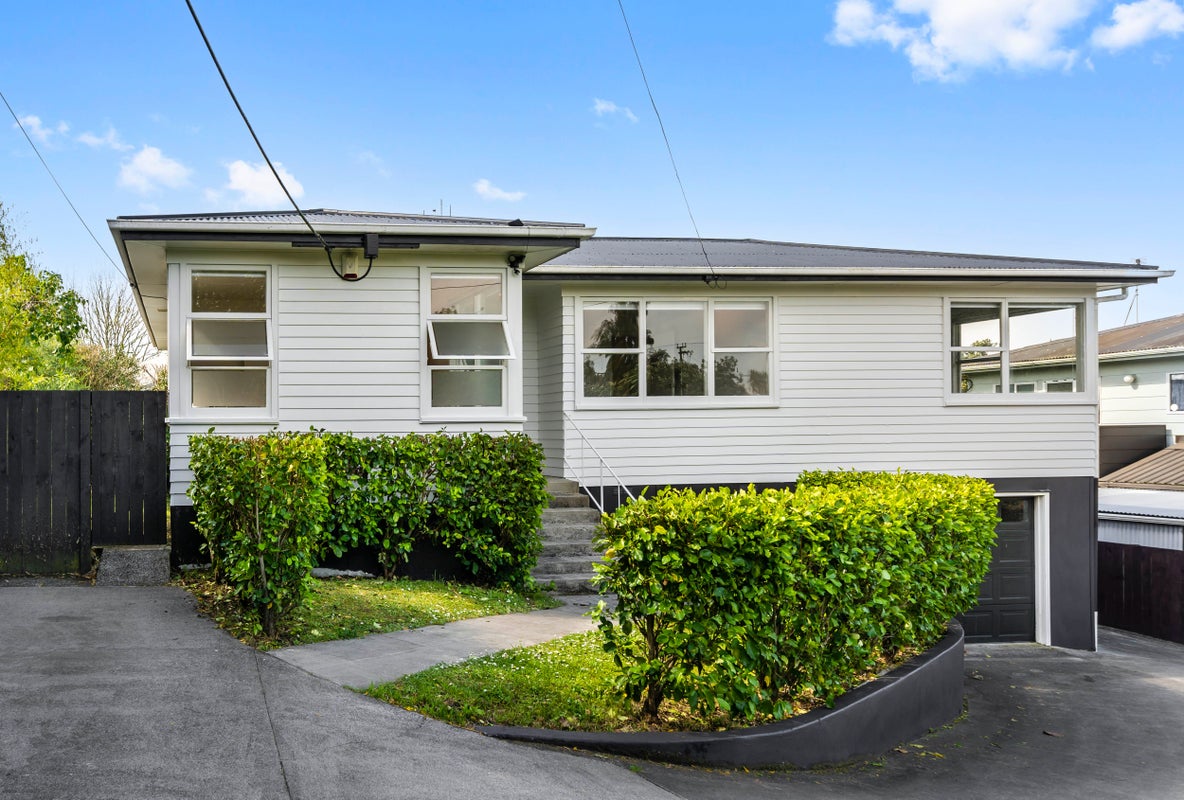 61 Nikau Street, New Lynn, Auckland - Carousel 2