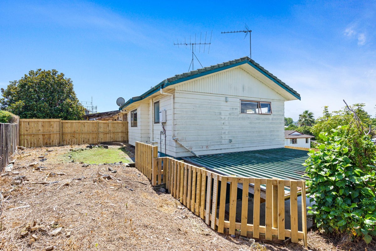 12 Ribot Place, Randwick Park, Auckland - Carousel 16