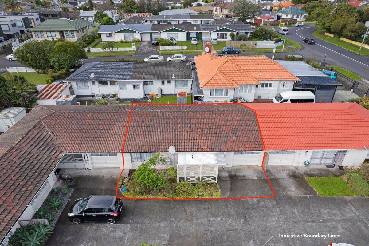 2/105 Coronation Road, Papatoetoe, Auckland - Carousel 21