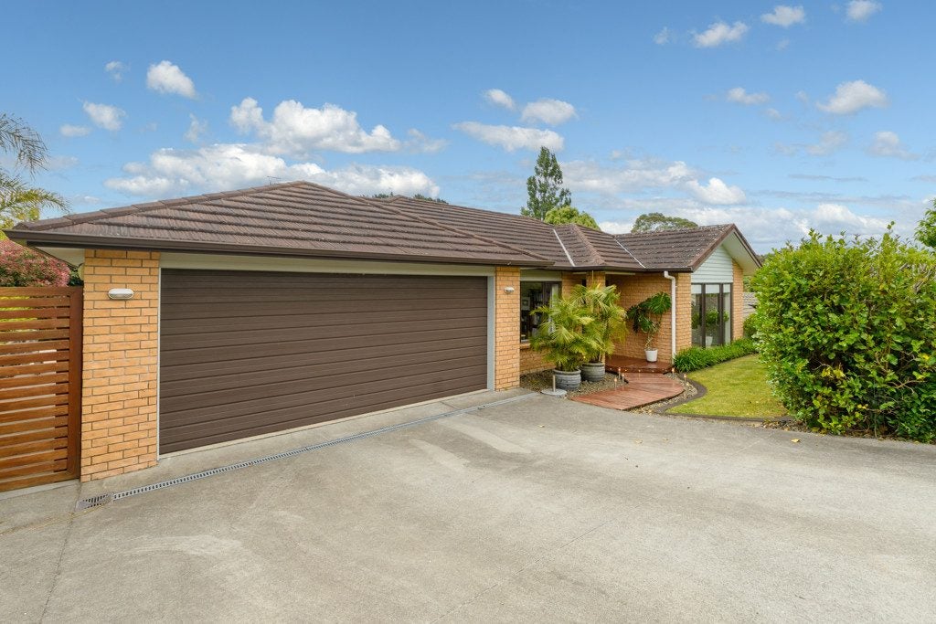 105 Orion Drive, Welcome Bay, Tauranga - Carousel 1