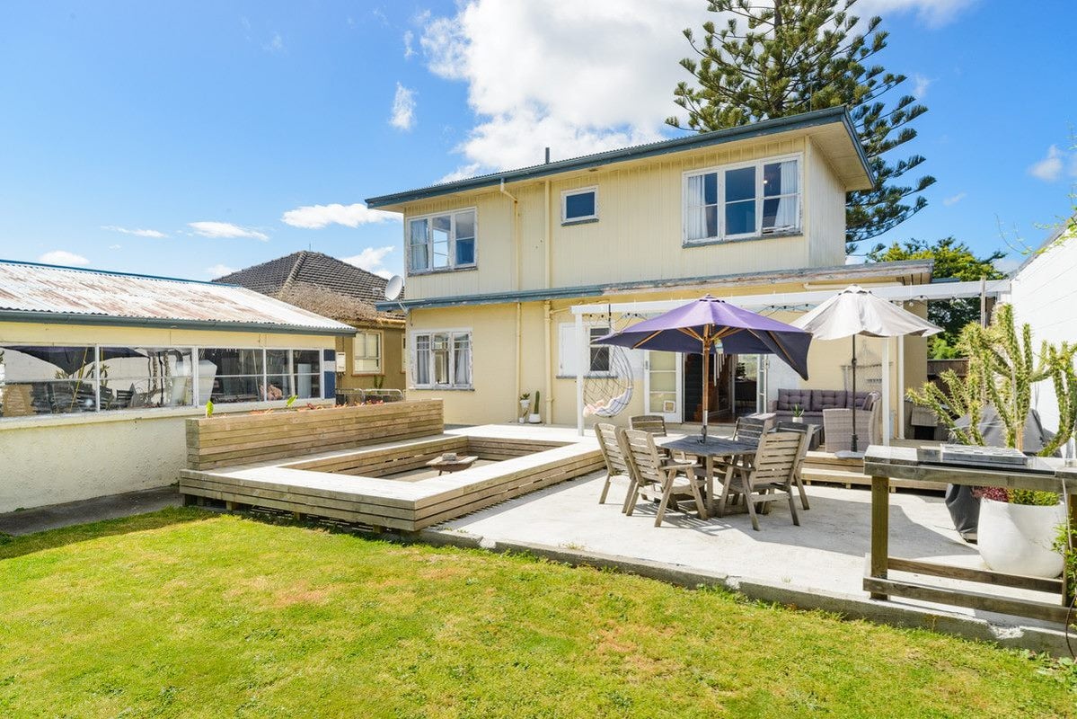 9 Featherston Street, Takaro, Palmerston North - Carousel 2