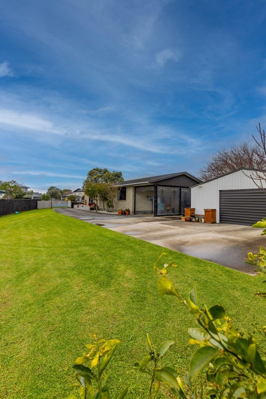 6 Jade Place, Bell Block, New Plymouth - Carousel 18