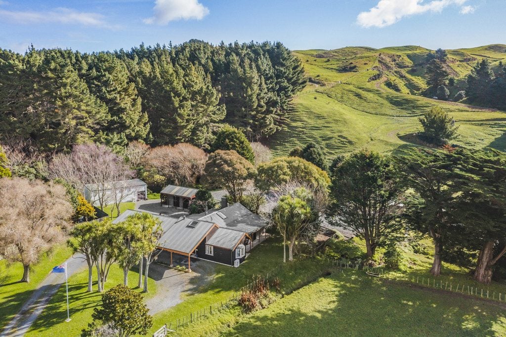 549 Ohariu Valley Road, Ohariu, Wellington - Carousel 1