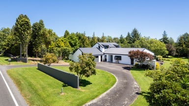1298 Egmont Road, Egmont Village, Inglewood - Carousel 1