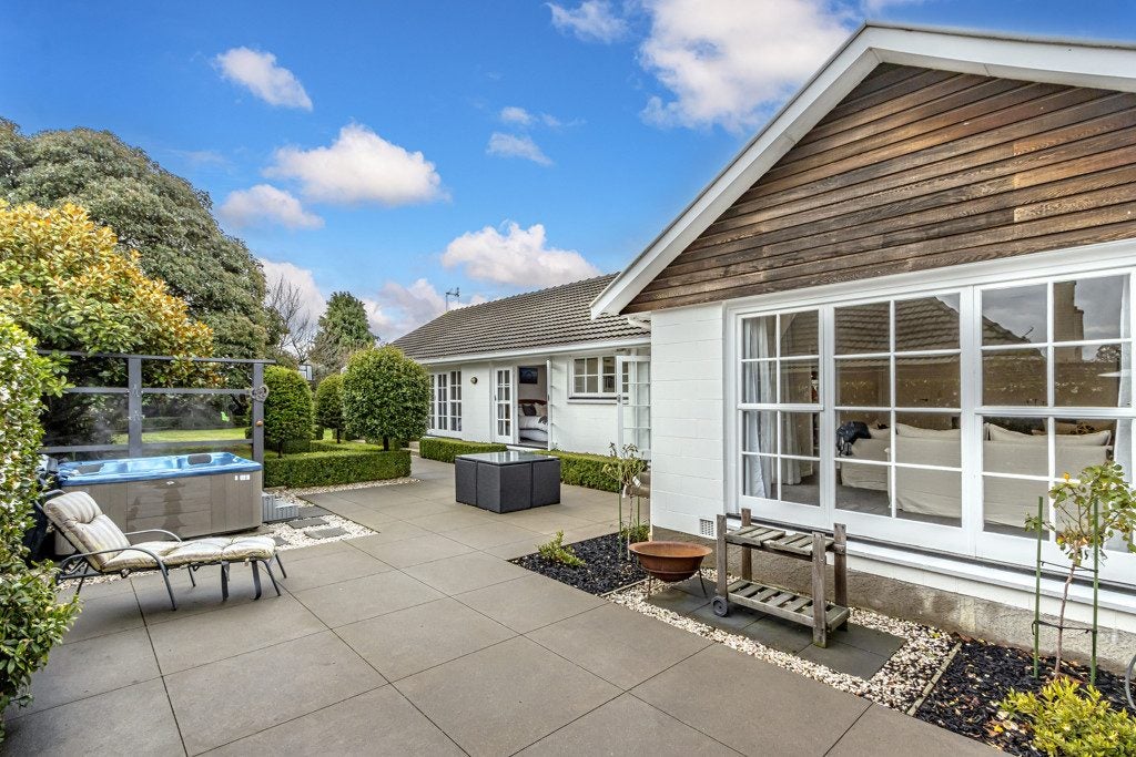 17A Dinton Street, Russley, Christchurch - Carousel 1