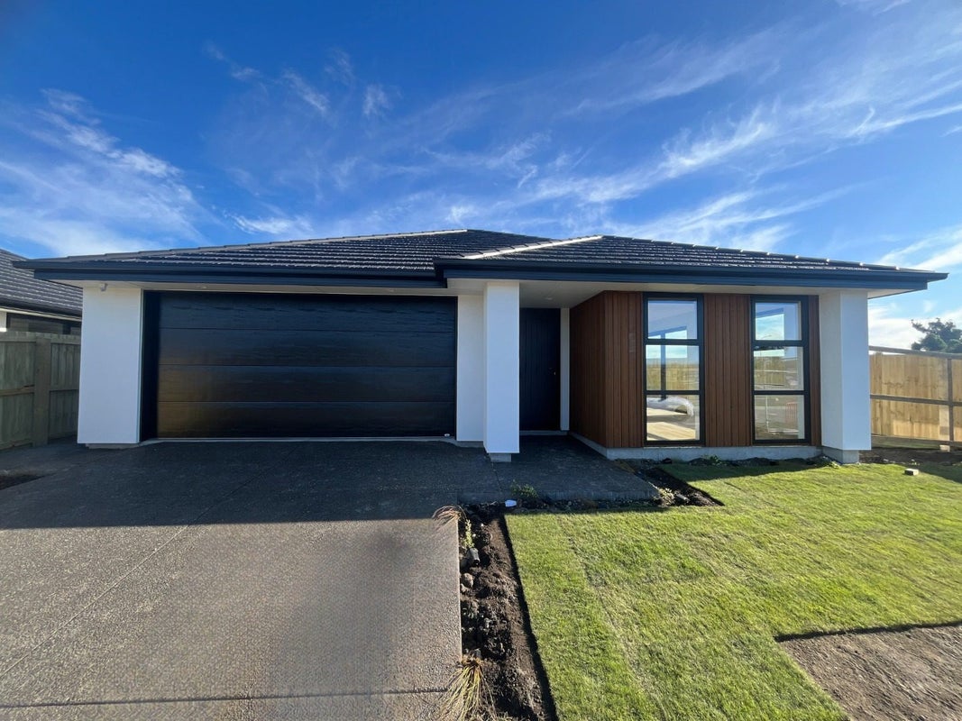 25 Llew Summers Street, Belfast, Christchurch - Carousel 1