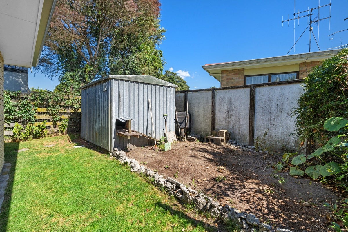 4A Oropi Road, Greerton, Tauranga - Carousel 16