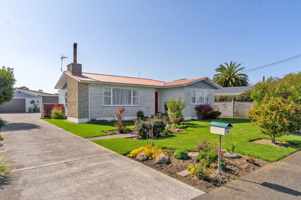 34 Fergusson Street, Solway, Masterton - Carousel 1