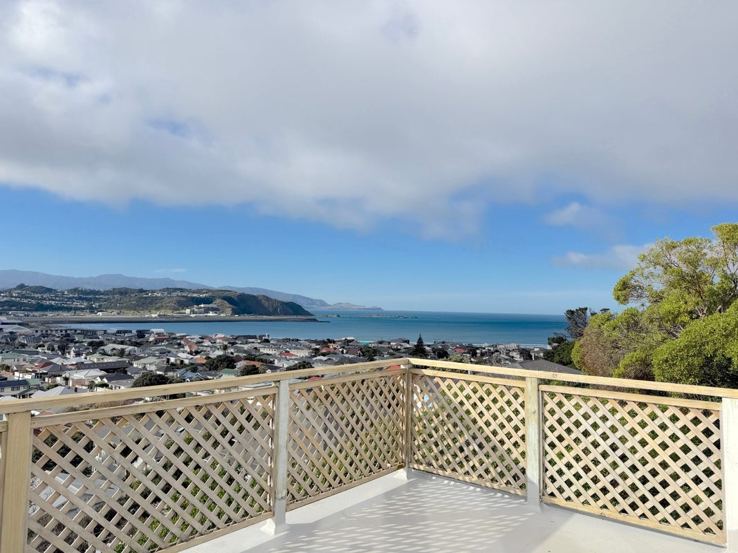 8 Buckingham Street, Melrose, Wellington - Carousel 1