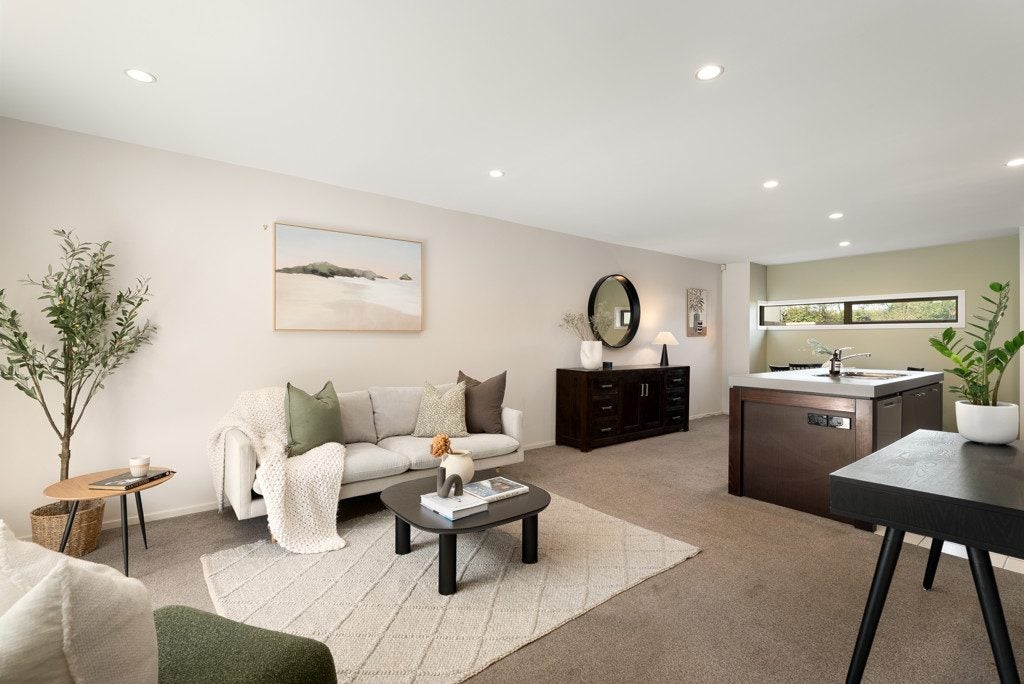 58/21 Hunters Park Drive, Three Kings, Auckland - Carousel 2