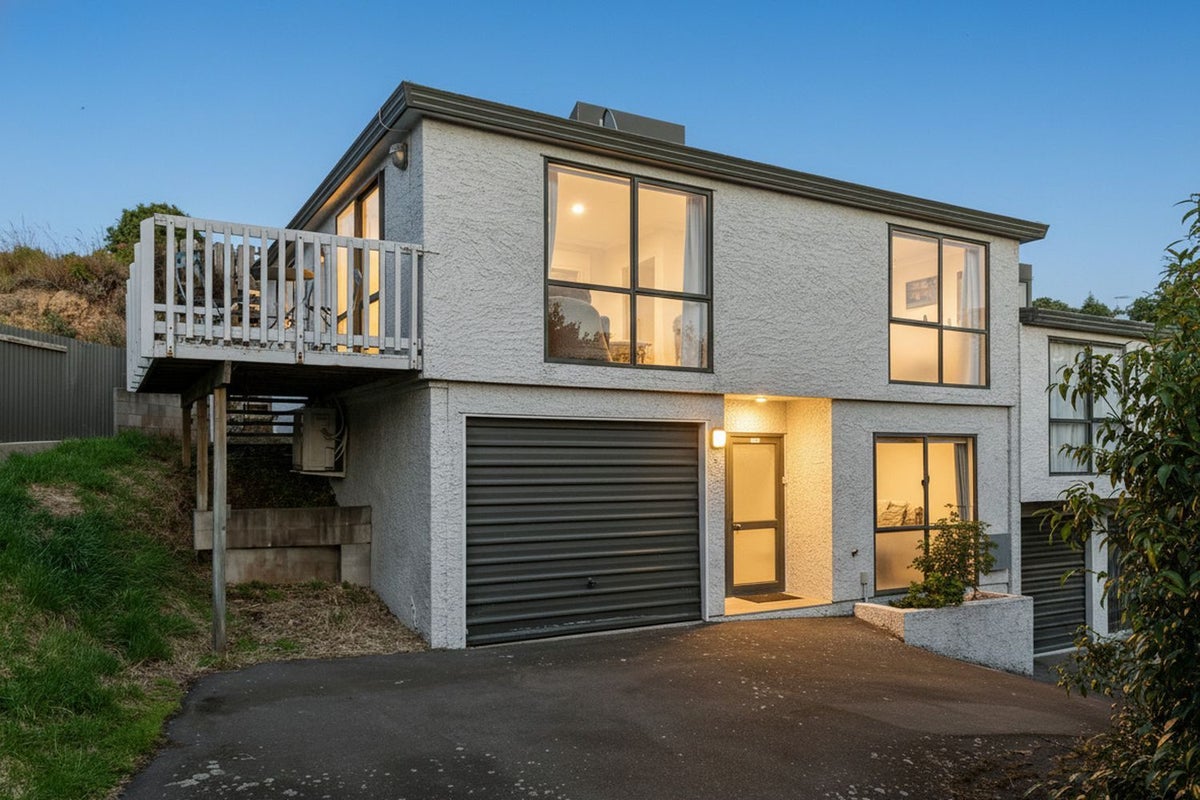 73A Grosvenor Street, Kensington, Dunedin - Carousel 1