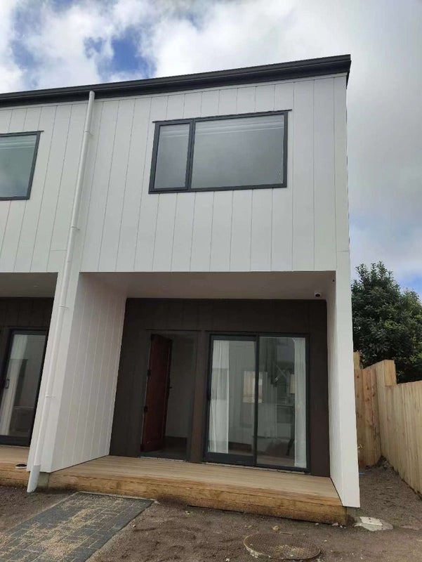 9/16 William Roberts Road, Pakuranga, Auckland - Carousel 11