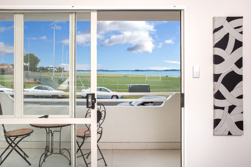 3/3 MacLeans Road, Bucklands Beach, Auckland - Carousel 2