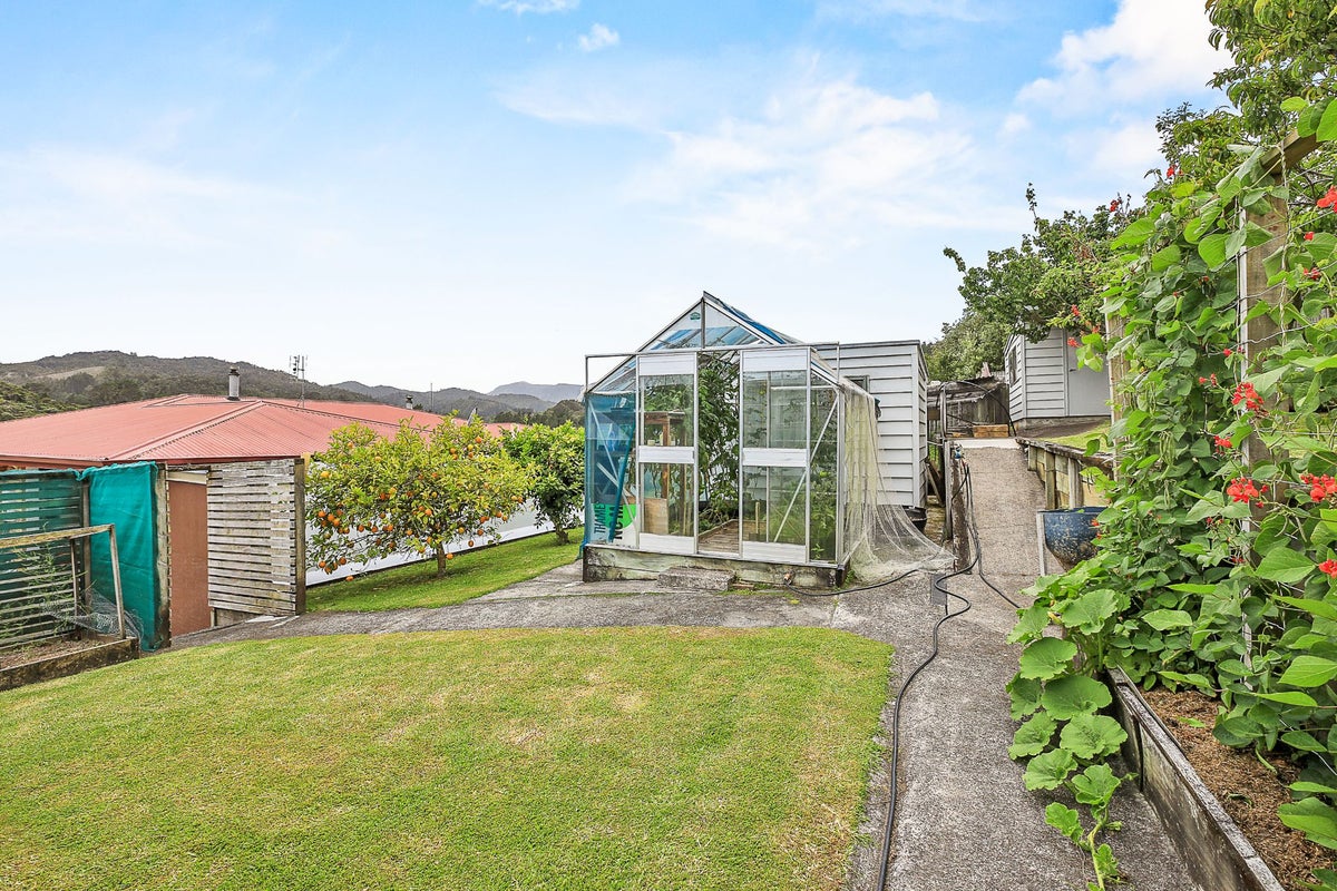 82 Bennett Road, Te Mata, Thames - Carousel 21
