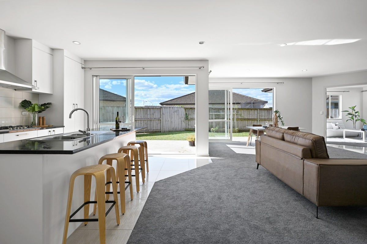 4 Capricorn Place, Rototuna North, Hamilton - Carousel 2