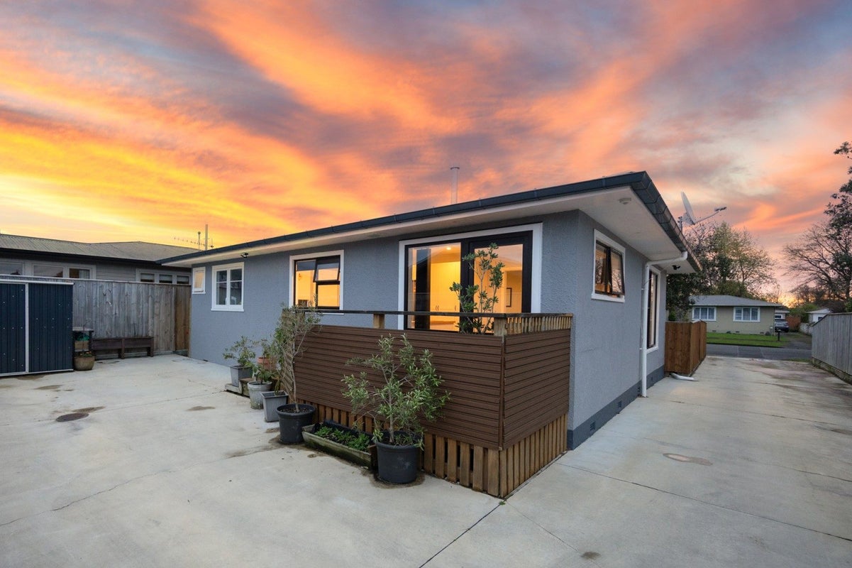 22 Highbury Avenue, Highbury, Palmerston North - Carousel 11