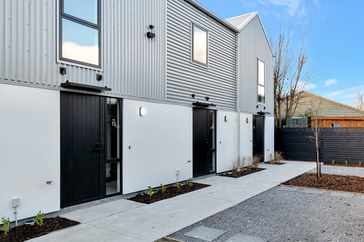 10/45 Dickens Street, Addington, Christchurch - Carousel 1