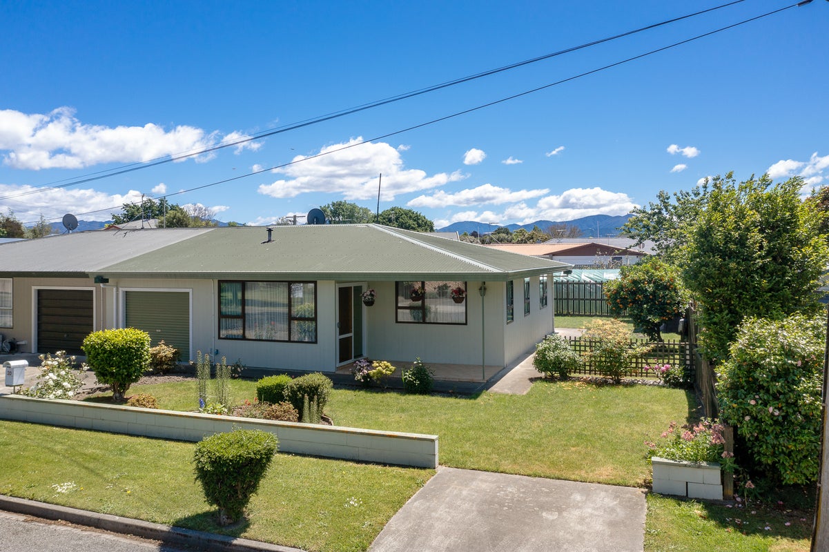 22 Ward Street, Springlands, Blenheim - Carousel 1