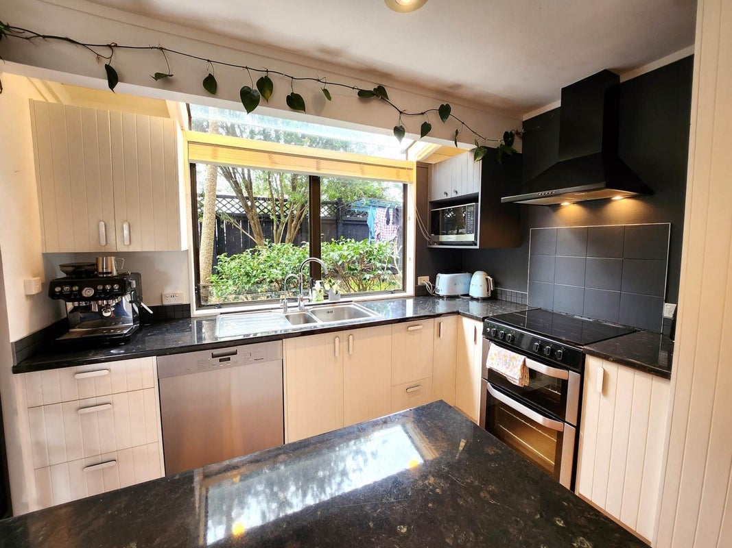 3A Abbotsford Terrace, Devonport, Auckland - Carousel 2