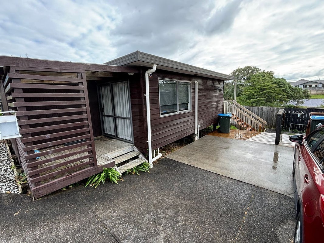 21A Matata Street, Blockhouse Bay, Auckland - Carousel 1