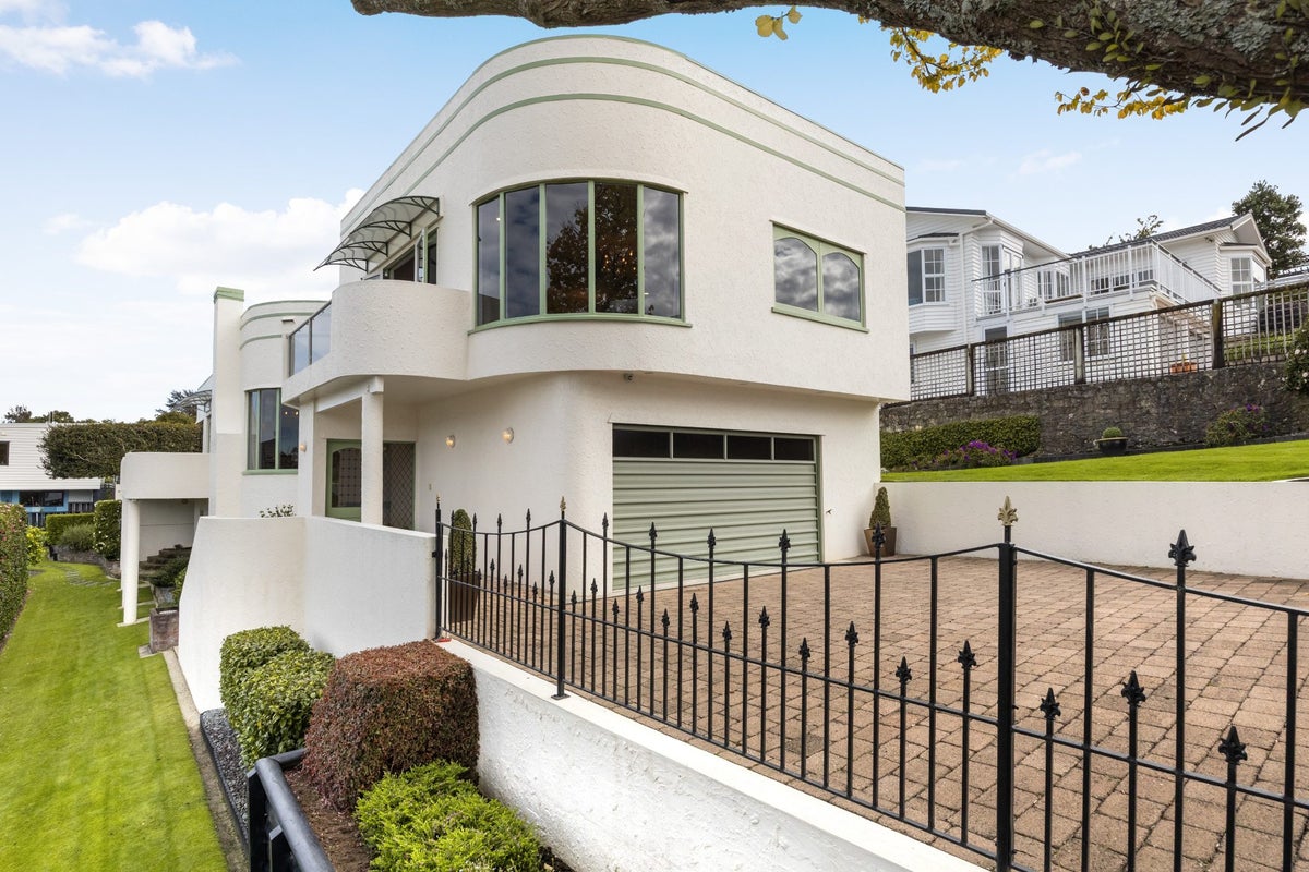 6 Fowlers Avenue, Frankton, Hamilton - Carousel 2