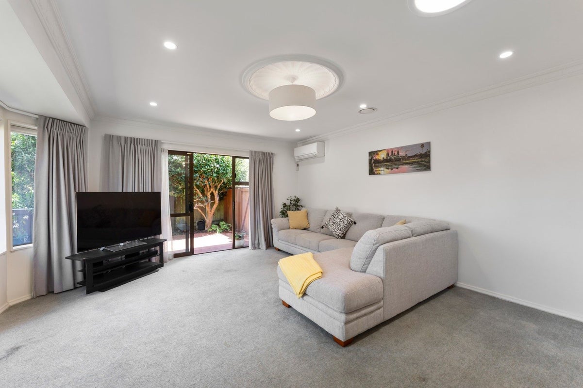 12A Frederick Street, Avalon, Lower Hutt - Carousel 2