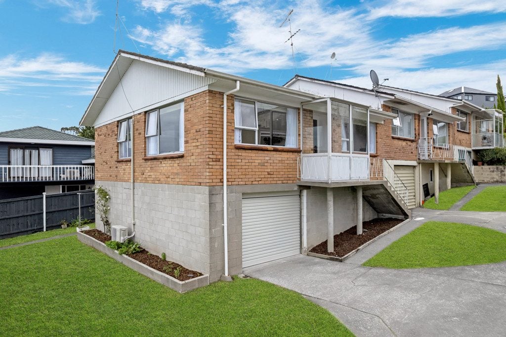 1/1 Griffen Park Road, Mount Roskill, Auckland - Carousel 2