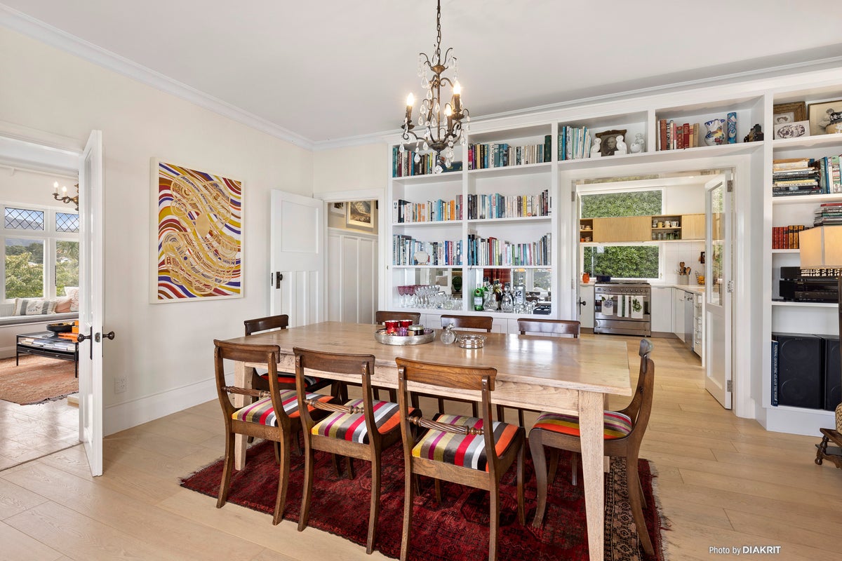 32 Sefton Street, Wadestown, Wellington - Carousel 2