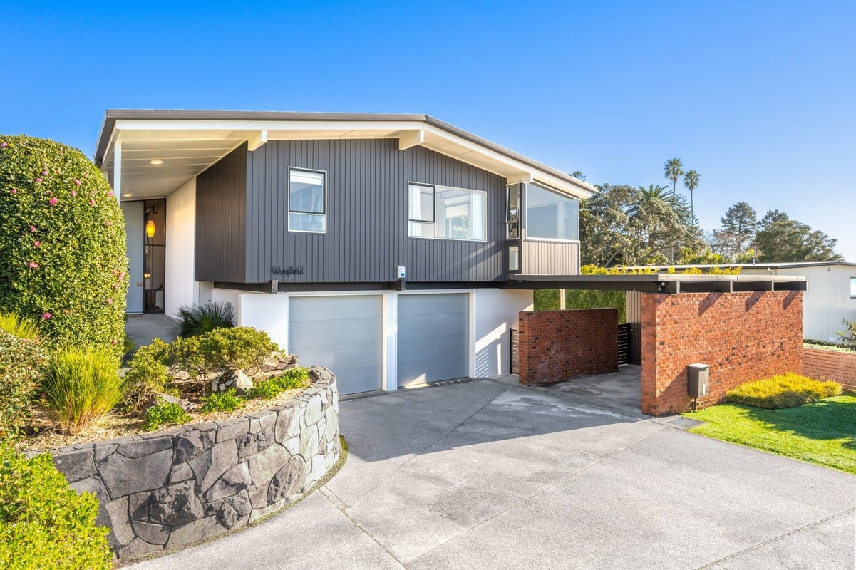 12 Burford Place, Mellons Bay, Auckland - Carousel 1