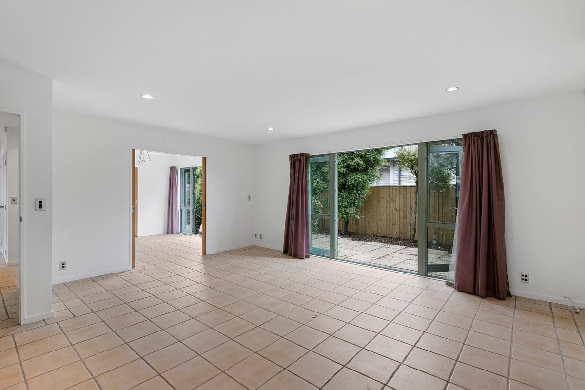 96 Idris Road, Bryndwr, Christchurch - Carousel 13