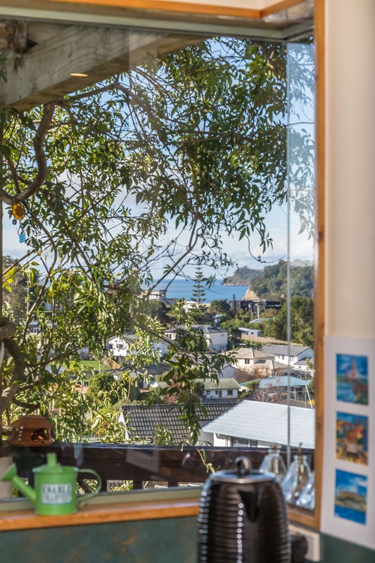 5 Charlotte Street, Stanmore Bay, Whangaparaoa - Carousel 21