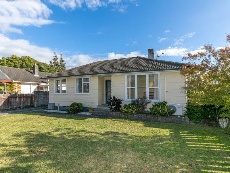 81 Heath Street, St Andrews, Hamilton - Carousel 2