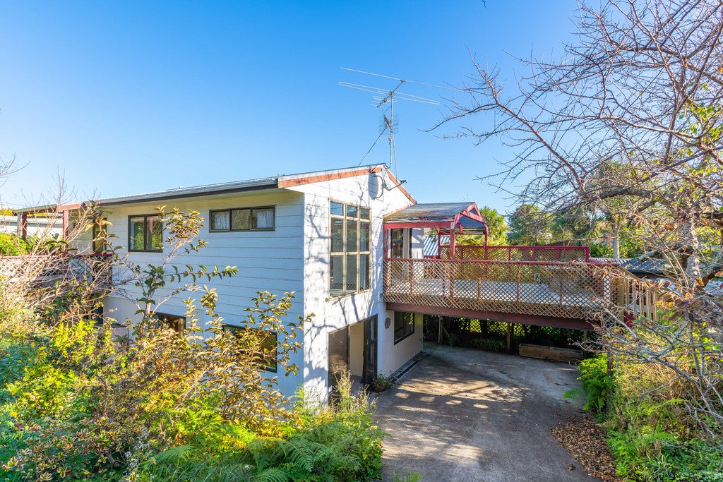 22A Makora Road, Otaihanga, Paraparaumu - Carousel 1