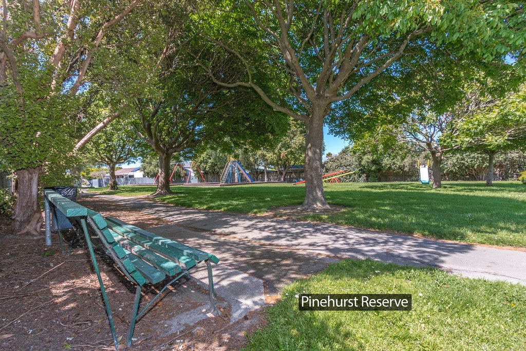 2/5A Pinehurst Crescent, Russley, Christchurch - Carousel 13